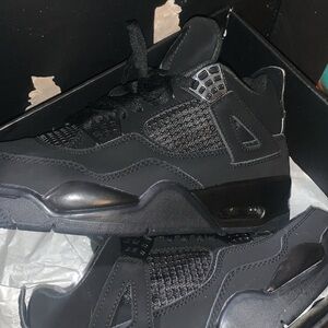 Jordan Black Sneakers